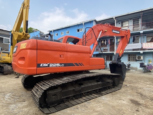 গুণ  22 Ton Original Used Doosan DX225 Crawler Excavator With 157KW Engine Power And 1.05m3 Bucket Capacity কারখানা