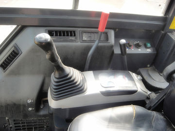 Komatsu PC55MR - 2 সেকেন্ড হ্যান্ড Diggers 12V ভোল্টেজ সঙ্গে ঘূর্ণন পিল 5160kg