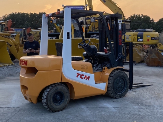 ভাল অবস্থায় ব্যবহৃত TCM FD30T6 ফোর্ক লিফট ডিজেল